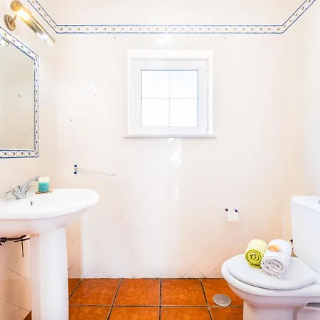 Вилла Casablanca By Algarve Vacation Портиман